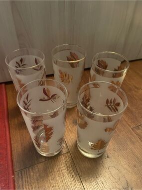 Set of 5 Frosted Glasses with Gold Leaf Motif